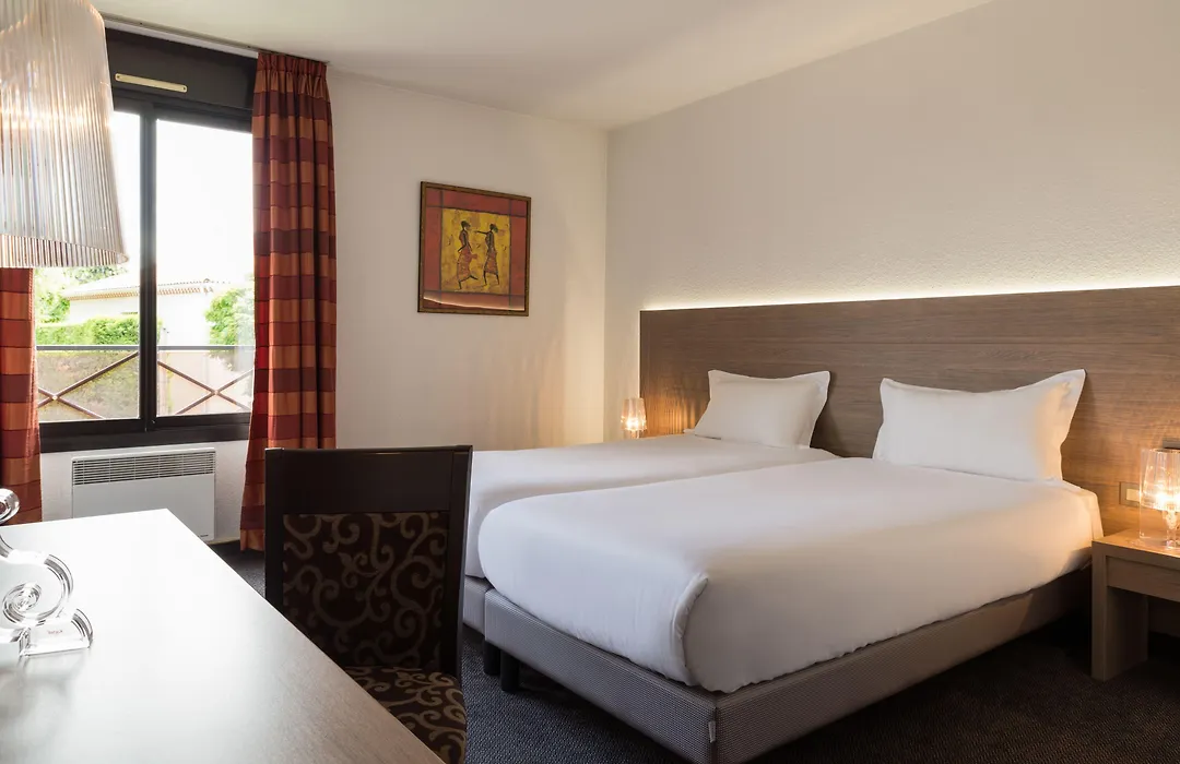Hotel Les Amandiers-1